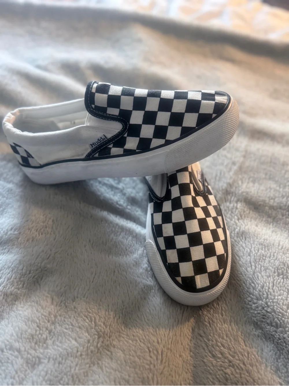Mudd Women's Size 7.5 Poppy-01L Slip-On Sneakers | Black & White Checkered Flats